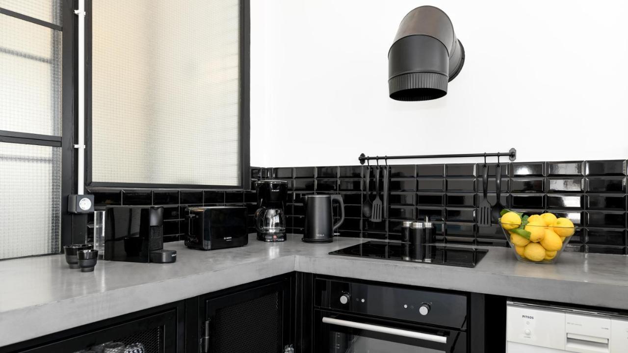 Monastiraki #Wallsfree Citycenter- Unspoiled Athens Apartments Zewnętrze zdjęcie