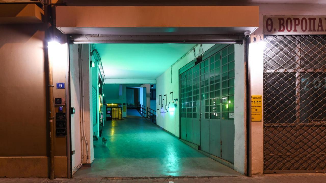 Monastiraki #Wallsfree Citycenter- Unspoiled Athens Apartments Zewnętrze zdjęcie