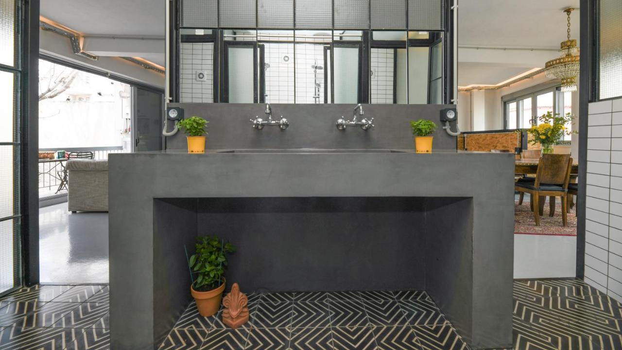 Monastiraki #Wallsfree Citycenter- Unspoiled Athens Apartments Zewnętrze zdjęcie